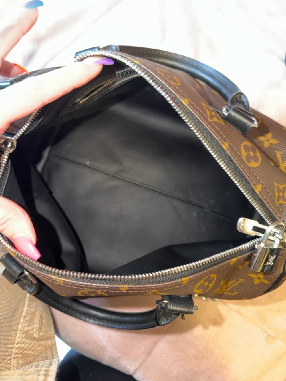 Louis Vuitton Brown Monogram Canvas Speedy soft 30 Bandoulière Bag - Picture 7 of 12